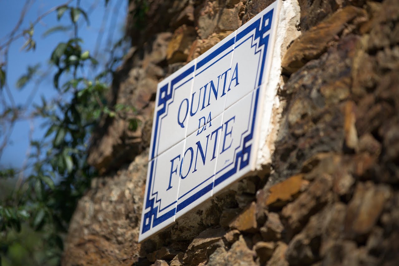 sign quinta da fonte portugal